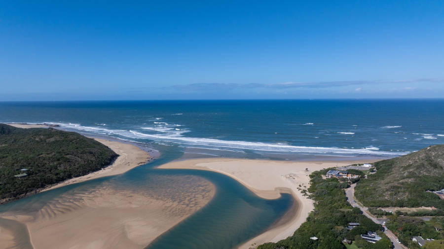 5 Bedroom Property for Sale in Kenton On Sea Eastern Cape